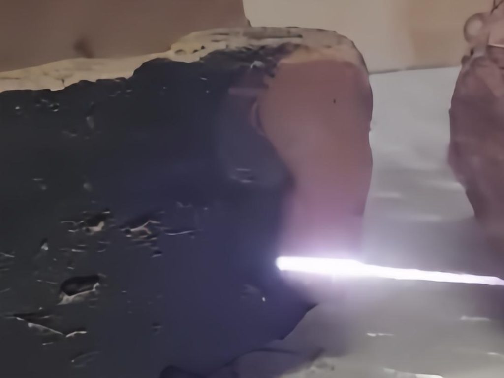czyszczenie betonu laserem 